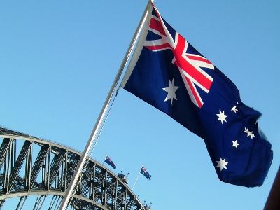 澳大利亚的入籍十分宽松，商业投资移民项目深受中国人青睐